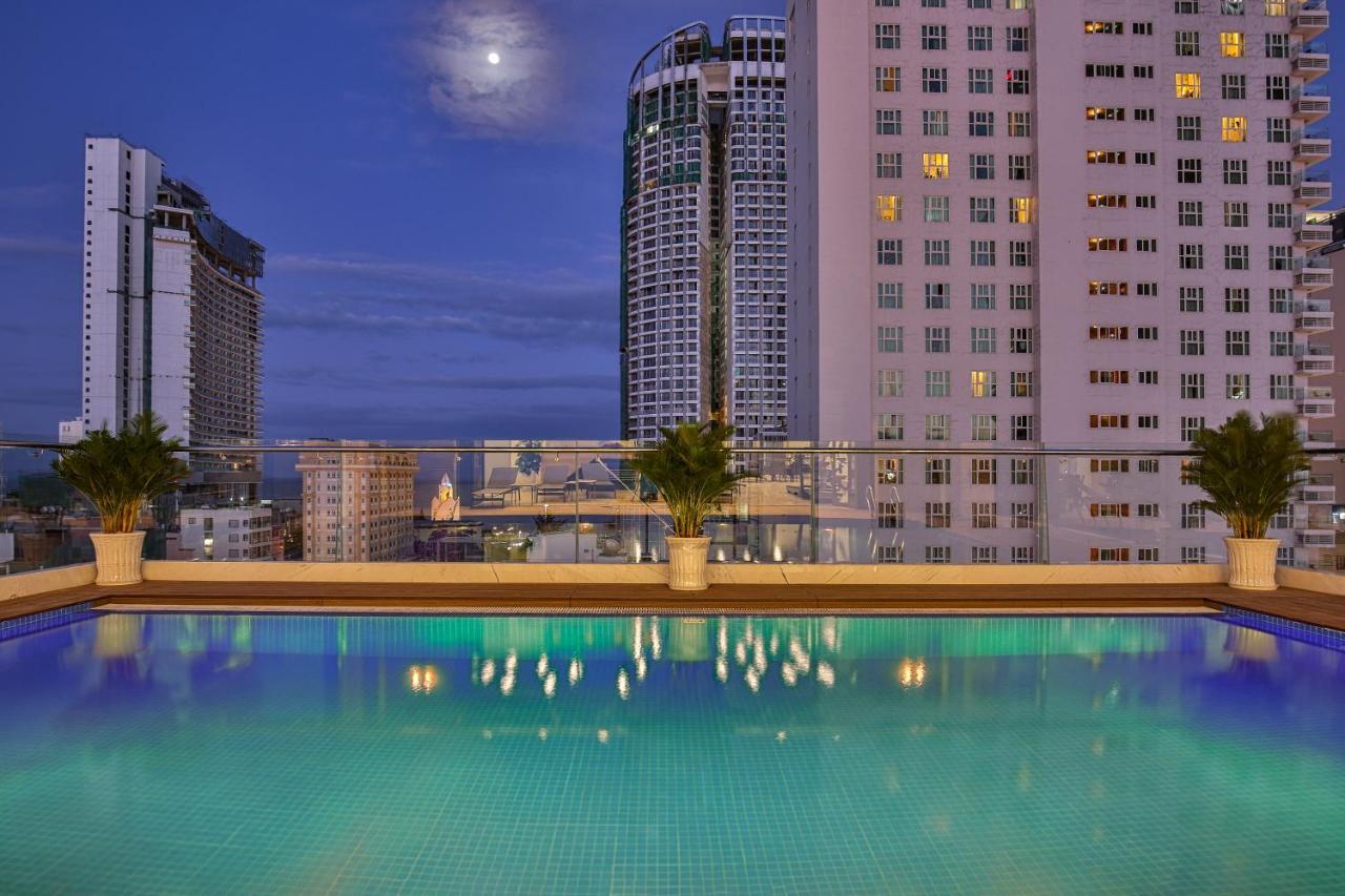 Sata Hotel Nha Trang Exterior photo
